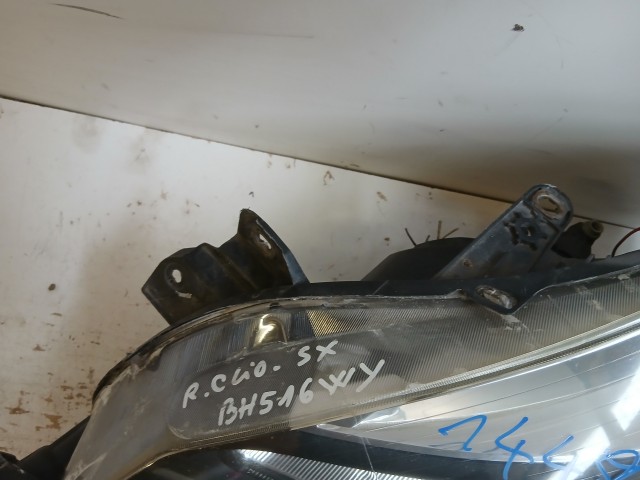 14486 Renault Clio III. 2007-2014 Bal első Lámpa Fényszóró