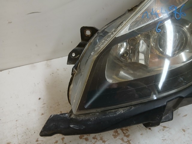 14486 Renault Clio III. 2007-2014 Bal első Lámpa Fényszóró