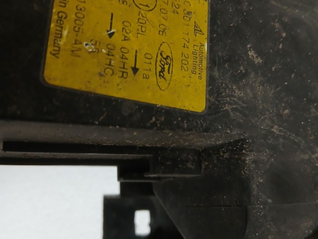 14479 Ford Mondeo 2002-2006 Jobb első Lámpa Fényszóró