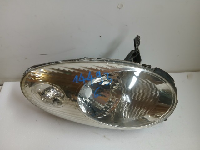 14493 Nissan Micra III. 2003-2010 Bal első Lámpa Fényszóró