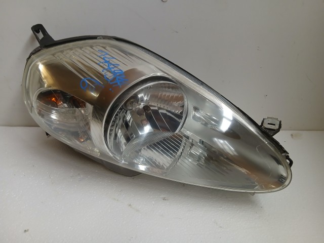 14494 Fiat Grande Punto  2005-2009 Jobb első Lámpa Fényszóró