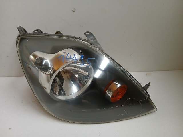 14495 Ford Fiesta v 2004-2008 Jobb első Lámpa Fényszóró