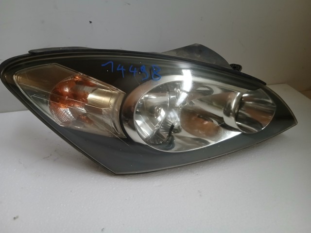 14498 Kia Ceed I.  Jobb első Lámpa Fényszóró