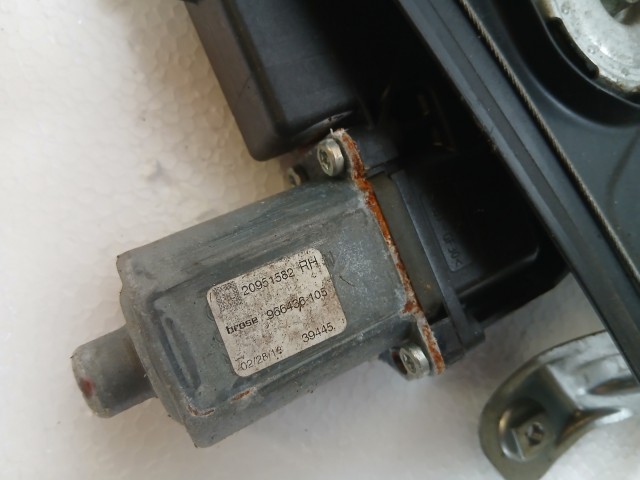 Opel Astra J 2009-2015 jobb első Ablakemelő Szerkezet Elektromos