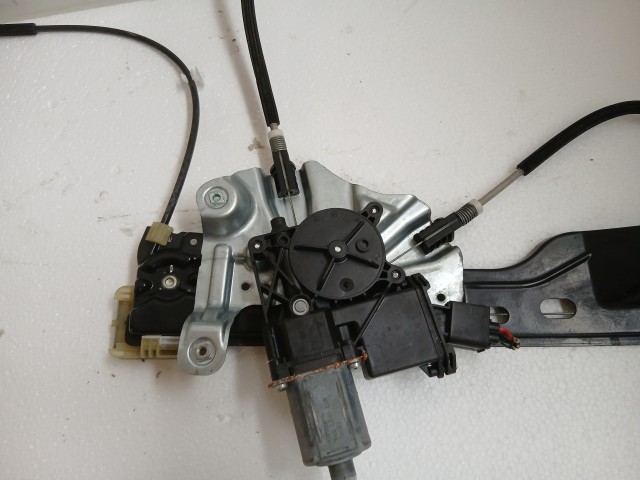 Opel Astra J 2009-2015 jobb első Ablakemelő Szerkezet Elektromos