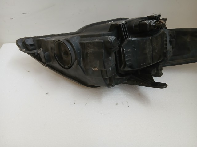 14519 Ford Mondeo IV. 2007-2014 Bal első Lámpa Fényszóró