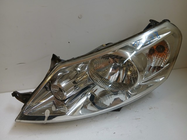 14528 Fiat Scudo II  2007-2016 Bal első Lámpa Fényszóró