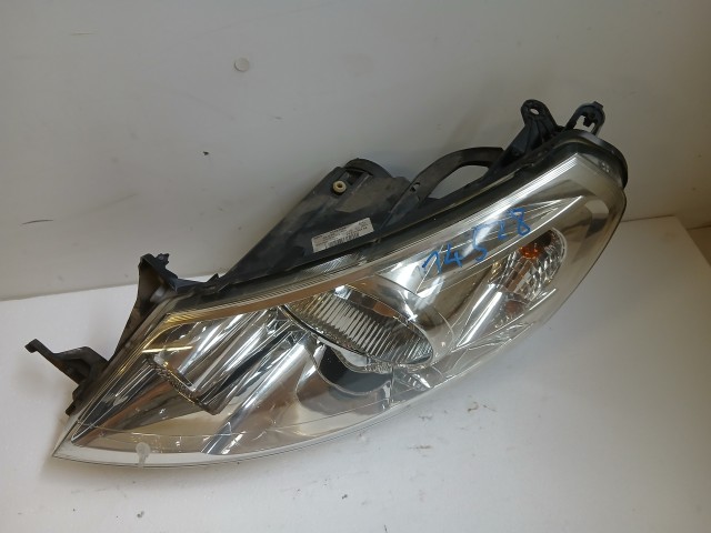 14528 Fiat Scudo II  2007-2016 Bal első Lámpa Fényszóró