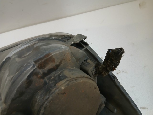 14530 Ford Fiesta v 2004-2008 Bal első Lámpa Fényszóró