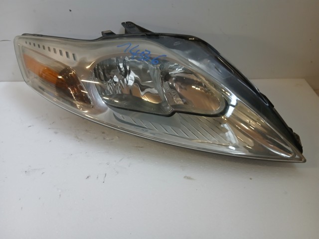 14536 Ford Mondeo IV. 2007-2014 Jobb első Lámpa Fényszóró