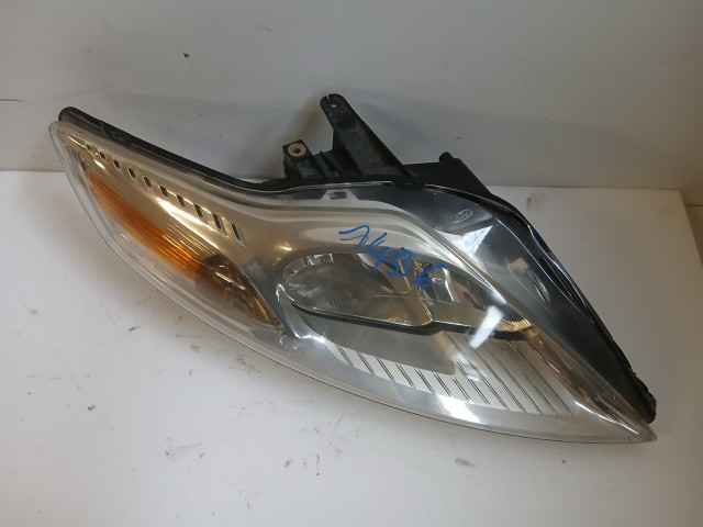 14536 Ford Mondeo IV. 2007-2014 Jobb első Lámpa Fényszóró