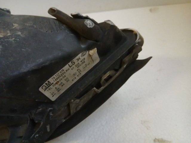 14548 Opel Astra G Jobb első Xenon Lámpa Fényszóró