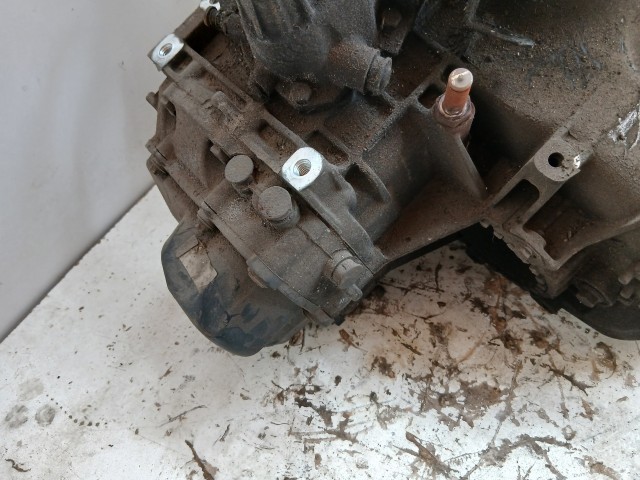 Opel Corsa E 1.3 cdti Váltó B13dtc 5 sebességes manuális rudazatos