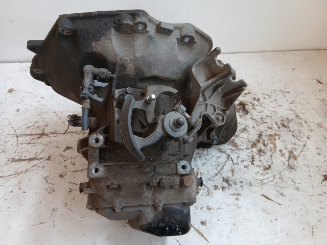 Opel Zafira B 1.6 Benzin Váltó  A16xer 5 sebességes