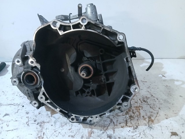 Opel Astra J 1.7 cdti m32 Váltó A17dtr motorkód 6 sebességes 