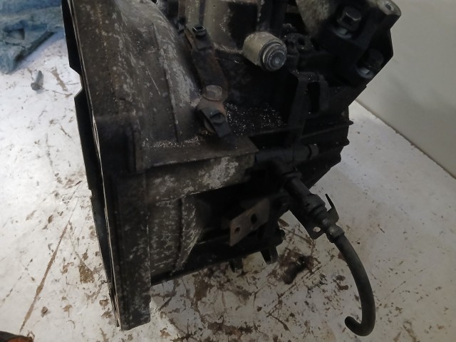 Opel Astra J 1.7 cdti m32 Váltó A17dtr motorkód 6 sebességes 