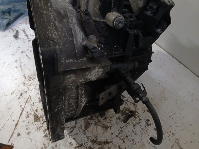 Opel Astra J 1.7 cdti m32 Váltó A17dtr motorkód 6 sebességes 