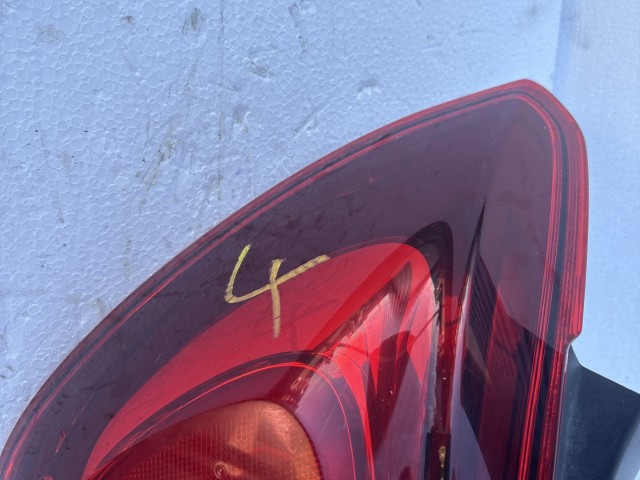 14702 Opel Corsa E  Bal hátsó Lámpa 3 ajtós