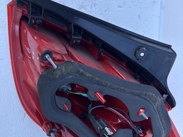 14711 Opel Mokka 2012-2019 Bal hátsó Lámpa Fényszóró