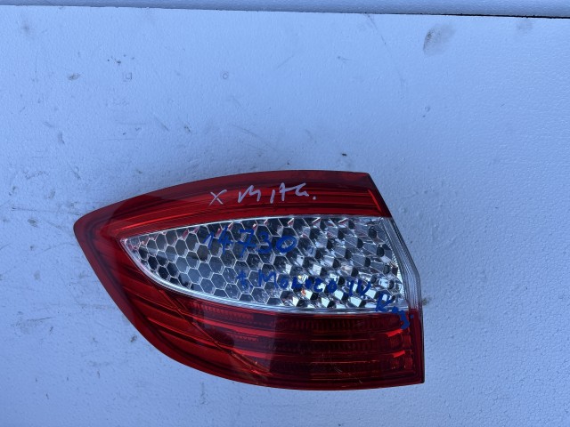 14730 Ford Mondeo IV. kombi 2007-2014 Bal hátsó Lámpa