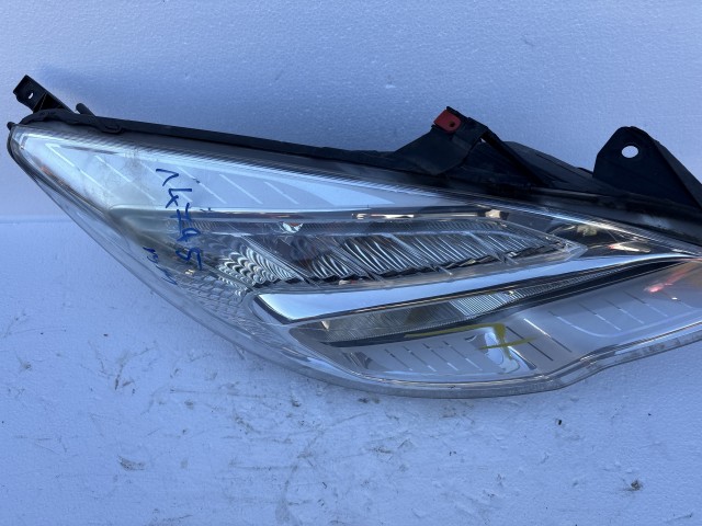 14745 Opel Meriva B 2010-2017 Jobb első Lámpa Fényszóró Angol