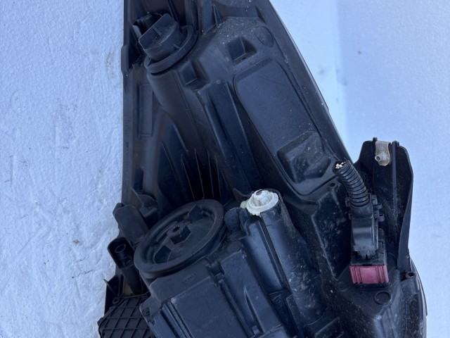 14742 Opel Corsa E Jobb első Lámpa Fényszóró Angol