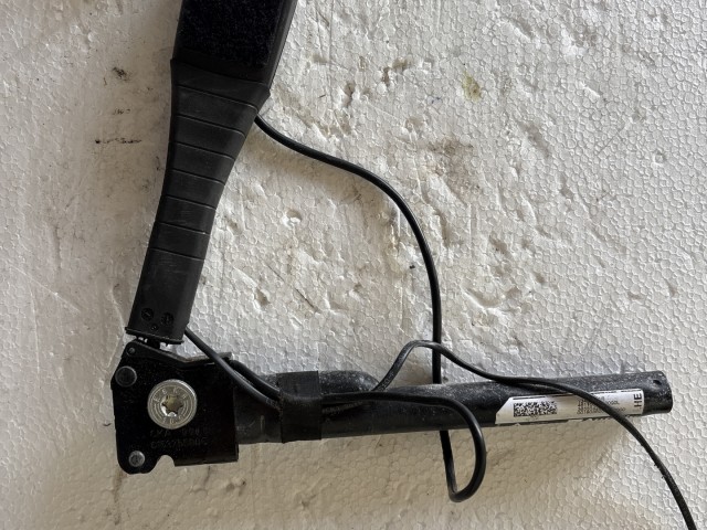 Opel Corsa E Első Övfeszítő pár