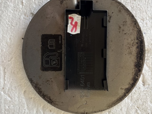 Opel Meriva B 2010-2017 Tankajtó Használt Z40w barna 