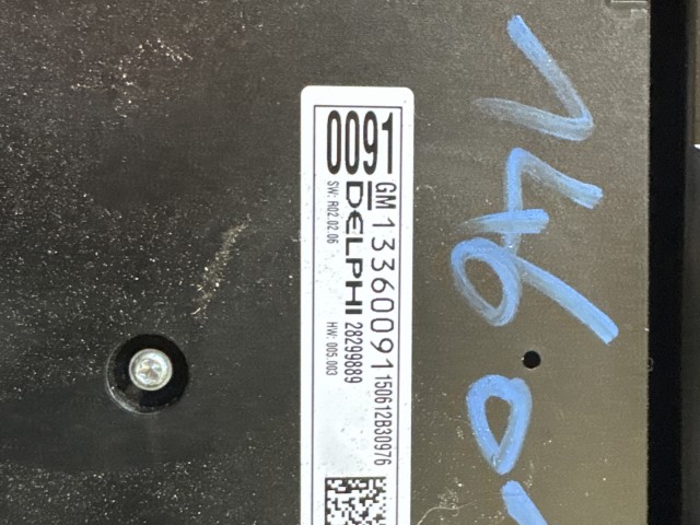 Opel Mokka 2012-2019 Közép konzol Használt