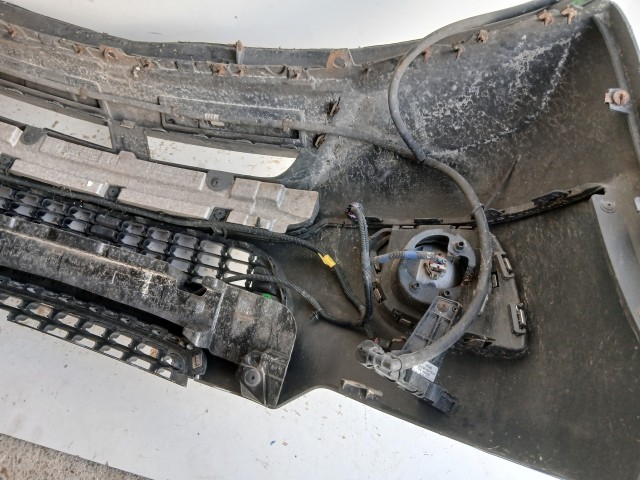 14688 Opel Antara Facelift első Lökhárító Fekete Z22c