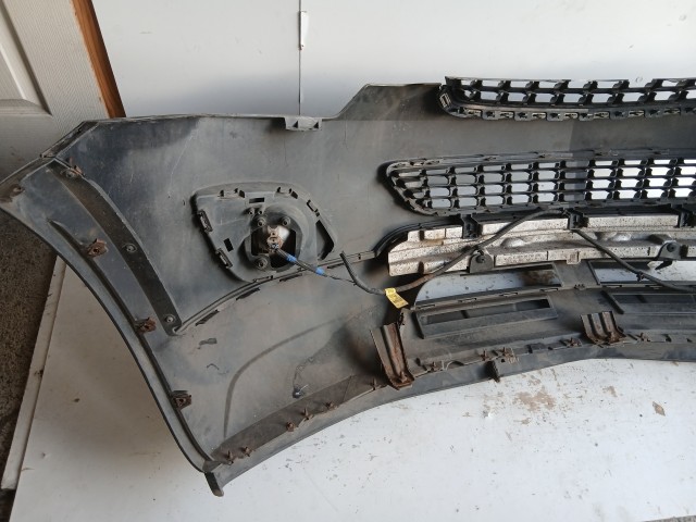 14686 Opel Antara Facelift első Lökhárító Fekete Z22c