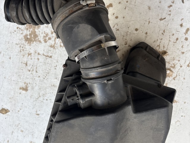 Opel Astra J 1.6 cdti Légszűrőház