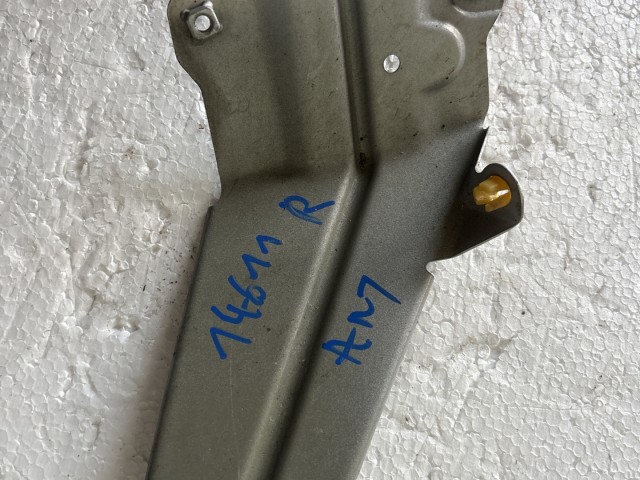 Opel Antara 2006-2015 Sárvédőtartó Használt jobb