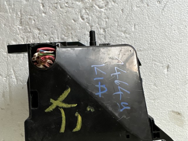 Kia Ceed I. diesel Motortéri biztosítéktábla