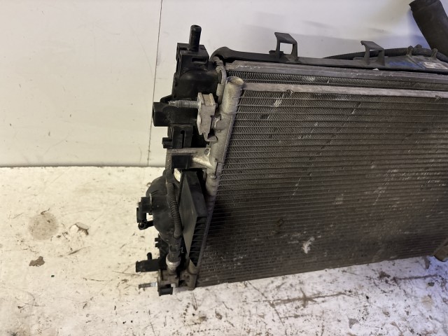 Opel Astra J B16xer hűtősor