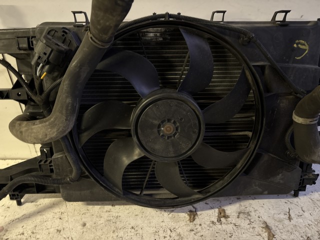 Opel Astra J B16xer hűtősor