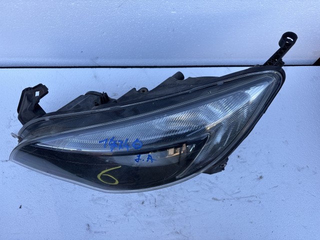 14740 Opel Astra J Bal első Lámpa Fényszóró Angol