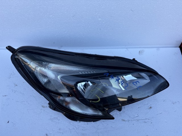 14742 Opel Corsa E Jobb első Lámpa Fényszóró Angol