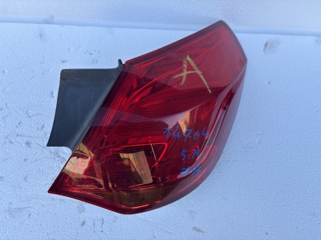 14704 Opel Astra J 2009-2015 Jobb hátsó Lámpa 5 ajtós