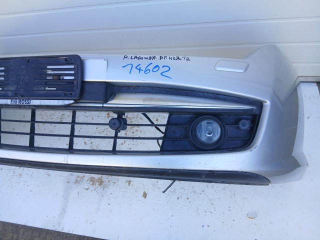 14602 Renault Laguna III. 2008-2015 Első Lökhárító Ezüst mosós xenonos