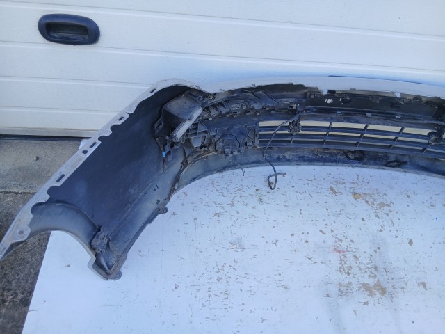 14602 Renault Laguna III. 2008-2015 Első Lökhárító Ezüst mosós xenonos