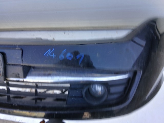 14603 Renault Laguna III. 2008-2015 Első Lökhárító Használt Fekete