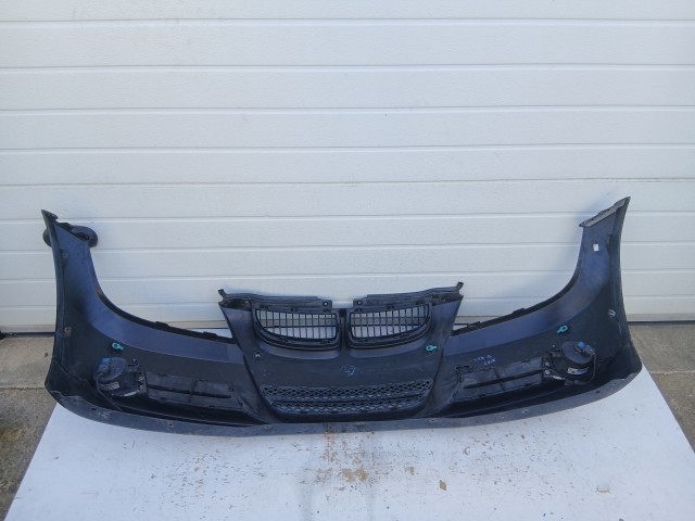 14605 BMW 3 E90 2005-2011 első Lökhárító Használt Fekete