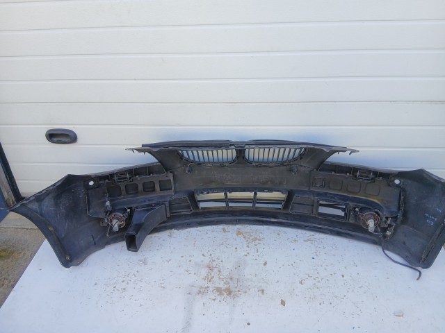 14620 BMW 5 E60 2003-2010 első Lökhárító Fekete