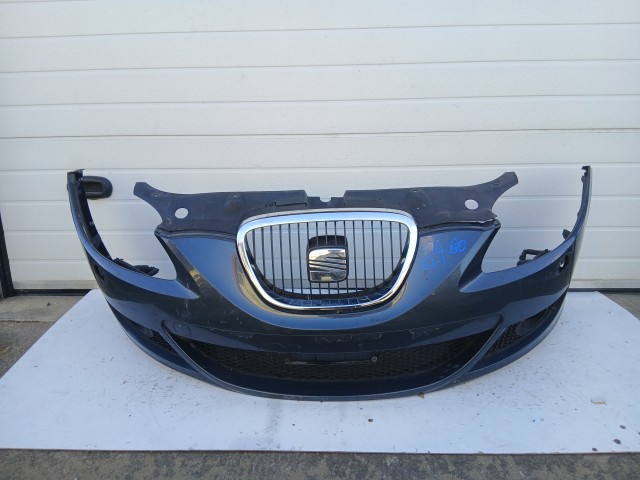 14640 Seat Altea 5P 2004 első  Lökhárító Használt Grafit