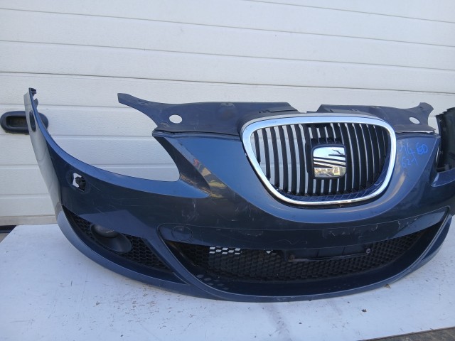 14640 Seat Altea 5P 2004 első  Lökhárító Használt Grafit