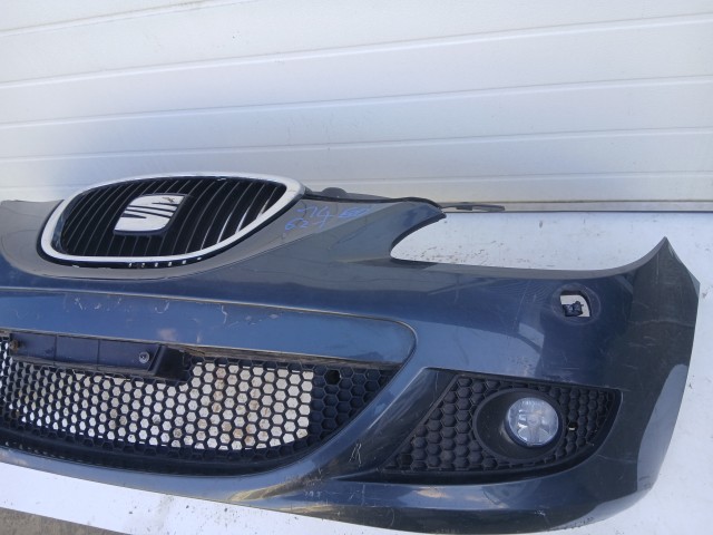 14640 Seat Altea 5P 2004 első  Lökhárító Használt Grafit