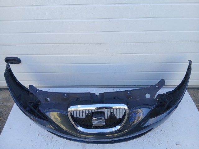 14640 Seat Altea 5P 2004 első  Lökhárító Használt Grafit