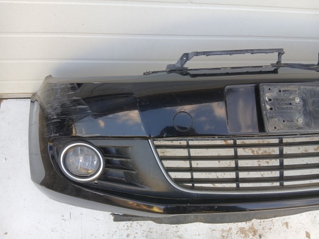 14642 Volkswagen Golf 6 2008-2013 első Lökhárító Fekete