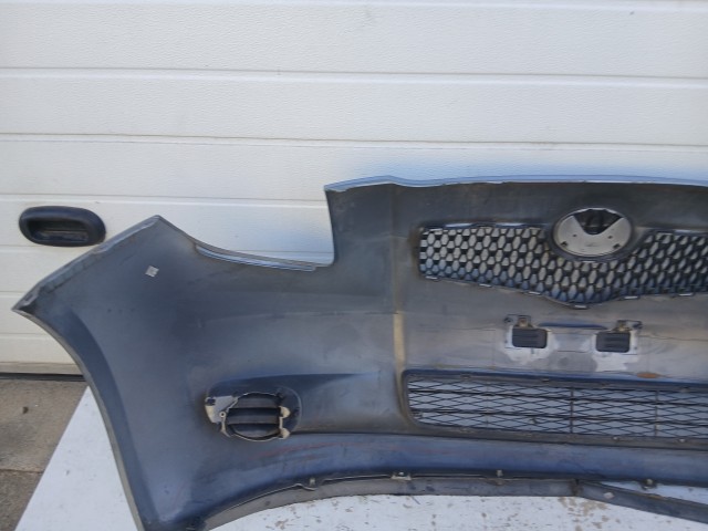 14643 Toyota Yaris II. 2005-2011 első Lökhárító Ezüst